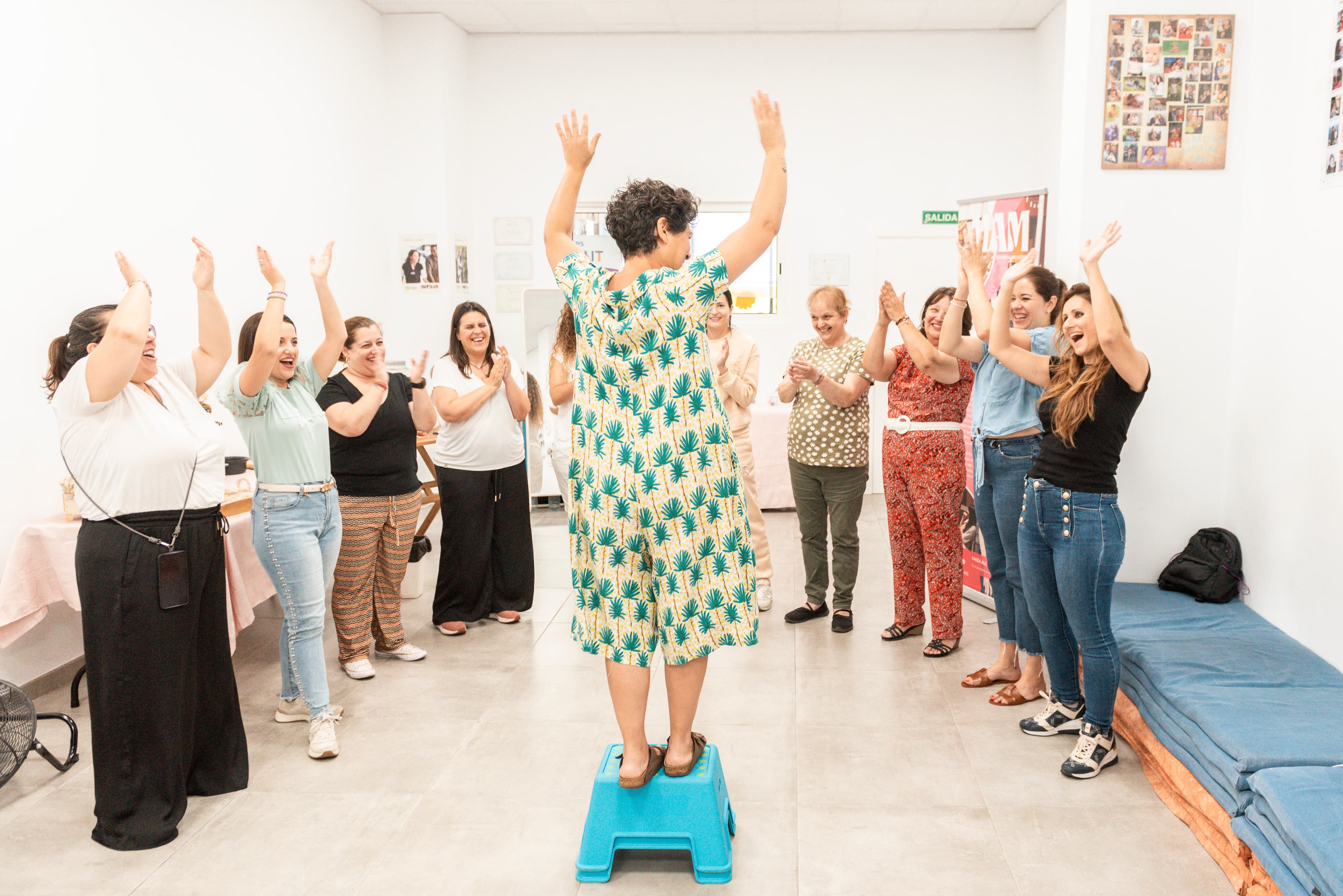 Actividad en grupo en una quedada de la Red MAM